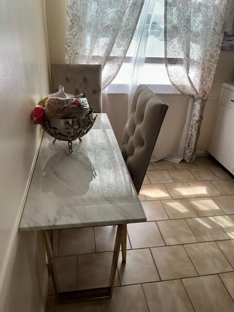 4054 Exeter unit C, Boca Raton, FL 33434 - photo 6