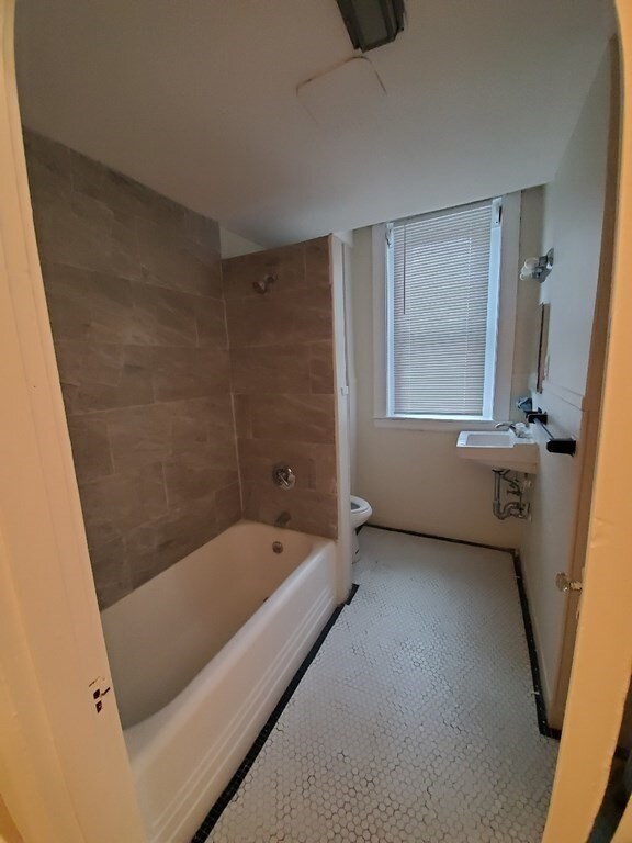 88 Harold St unit 1, Roxbury, MA 02119 - photo 6