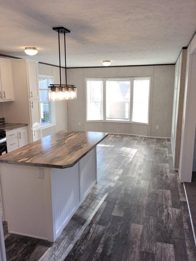 30 Kendall Pond Rd unit 87, Derry, NH 03038 - photo 7