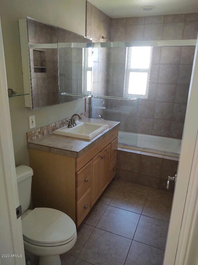 3624 E Weldon Ave, Phoenix, AZ 85018 - photo 7