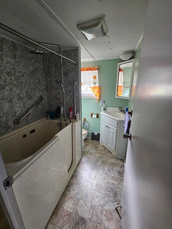 7 Goodwin Ln, Canaan, NH 03741 - photo 7