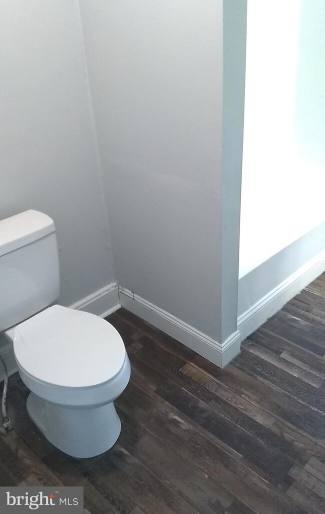 250 N 2nd St unit 2, Columbia, PA 17512 - photo 4