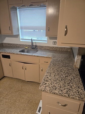 160 Belmont St unit 1, Brockton, MA 02301 - photo 2