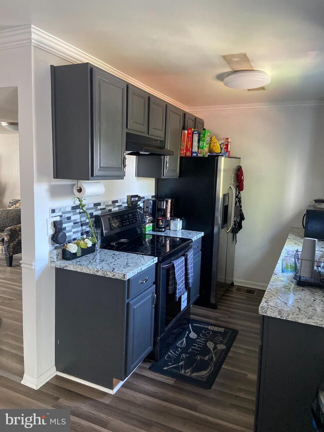 2128 Catskill St, Temple Hills, MD 20748 - photo 5