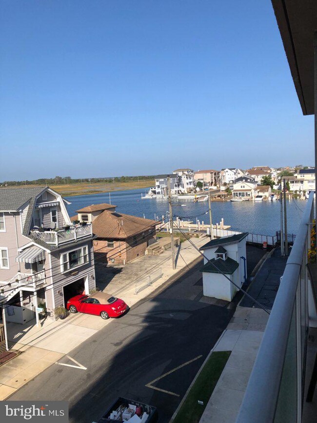 6101 Monmouth Ave unit 407, Ventnor City, NJ 08406 - photo 2