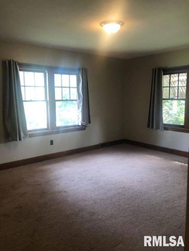 1728 E Locust St unit A, Davenport, IA 52803 - photo 4