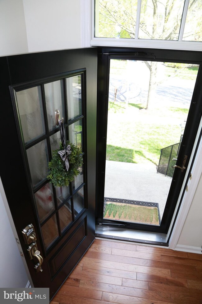 26169 Rachel Hill Dr, Chantilly, VA 20152 - photo 4