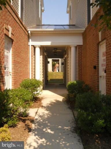 7115 Huntley Creek Place unit 45, Alexandria, VA 22306 - photo 3