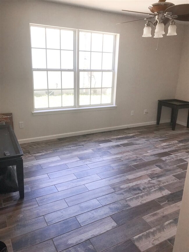 109 Tafflinger Rd, Crawfordville, FL 32327 - photo 5