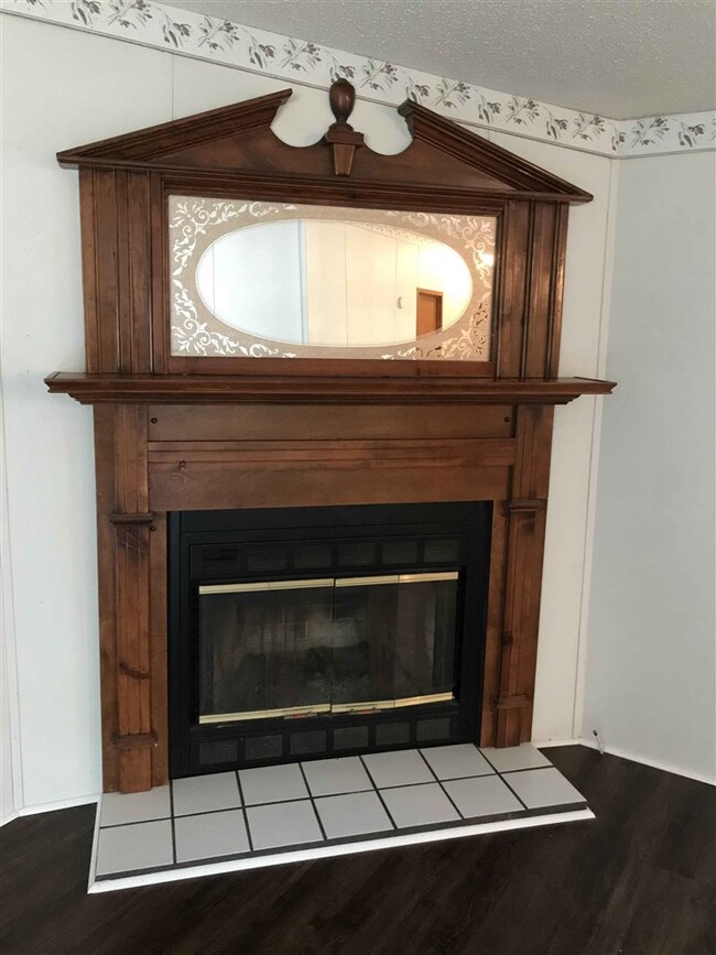 162 Bay Pine Dr, Crawfordville, FL 32327 - photo 7