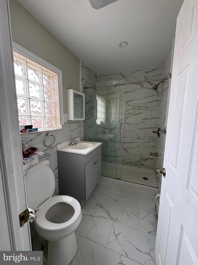 816 W 3rd St, Hazleton, PA 18201 - photo 7