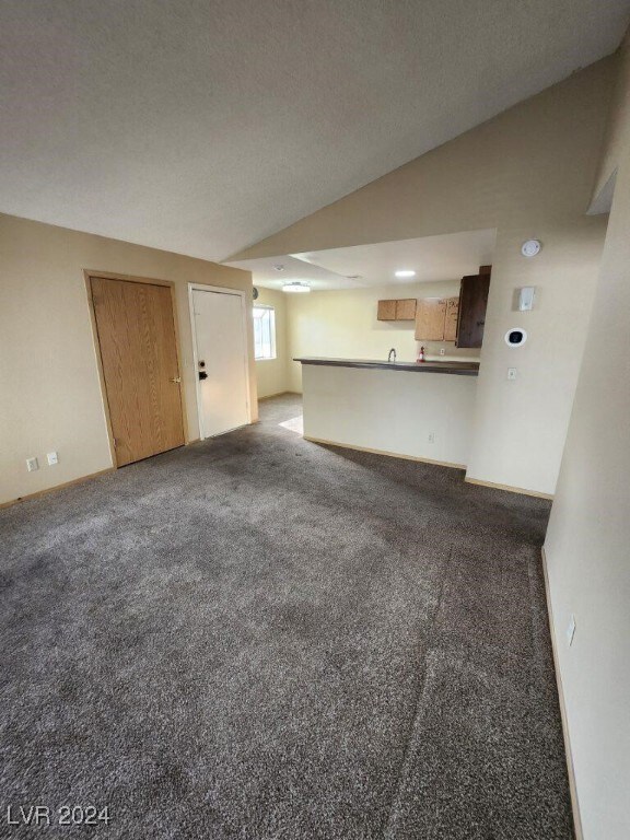 4646 Tracylynn Ln unit D, Las Vegas, NV 89121 - photo 6