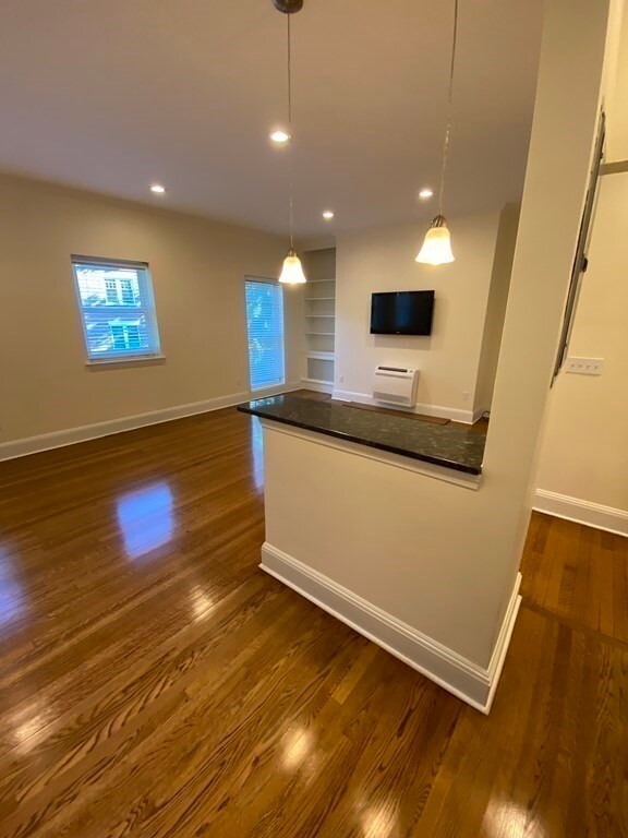 45 Garrison Rd unit 2, Brookline, MA 02445 - photo 6