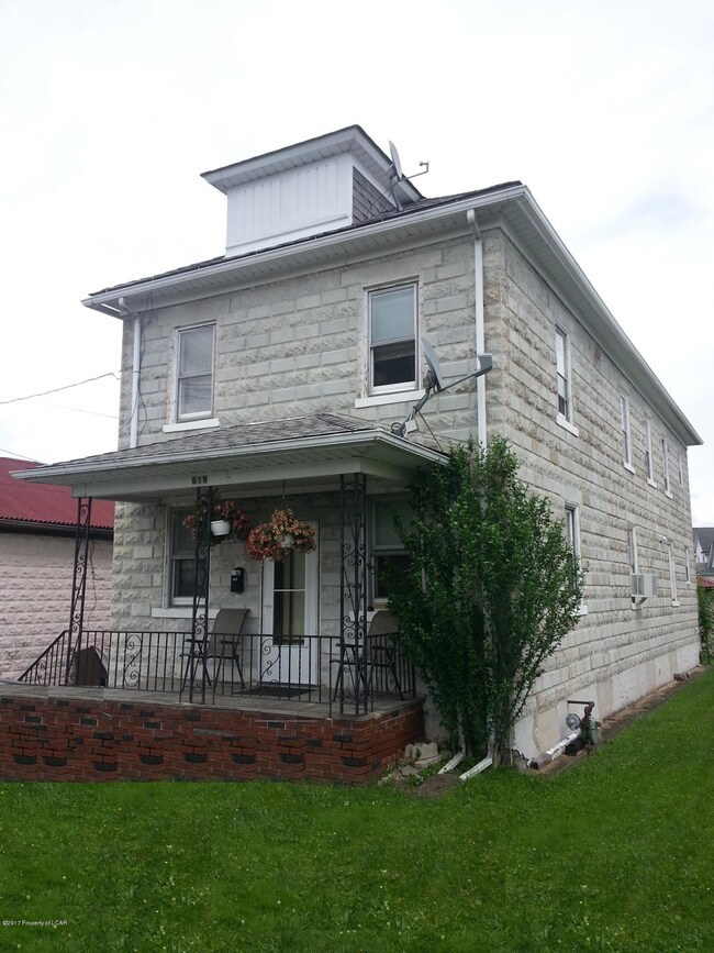 619 N Main St, Plains, PA 18705 - photo 2