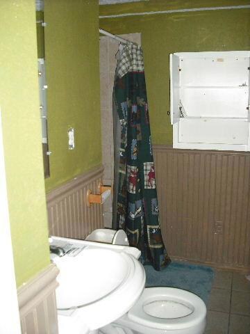 lower level bath