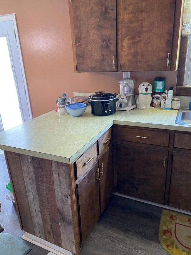 1723 Pollard Rd, Walling, TN 38587 - photo 3