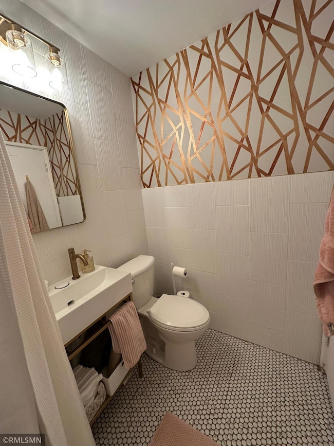 440 Ridgewood Ave unit 203, Minneapolis, MN 55403 - photo 7