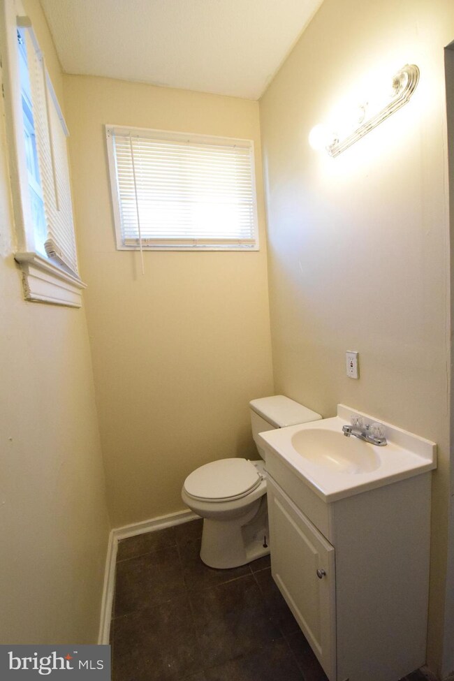 4104 Edmondson Ave, Baltimore, MD 21229 - photo 5