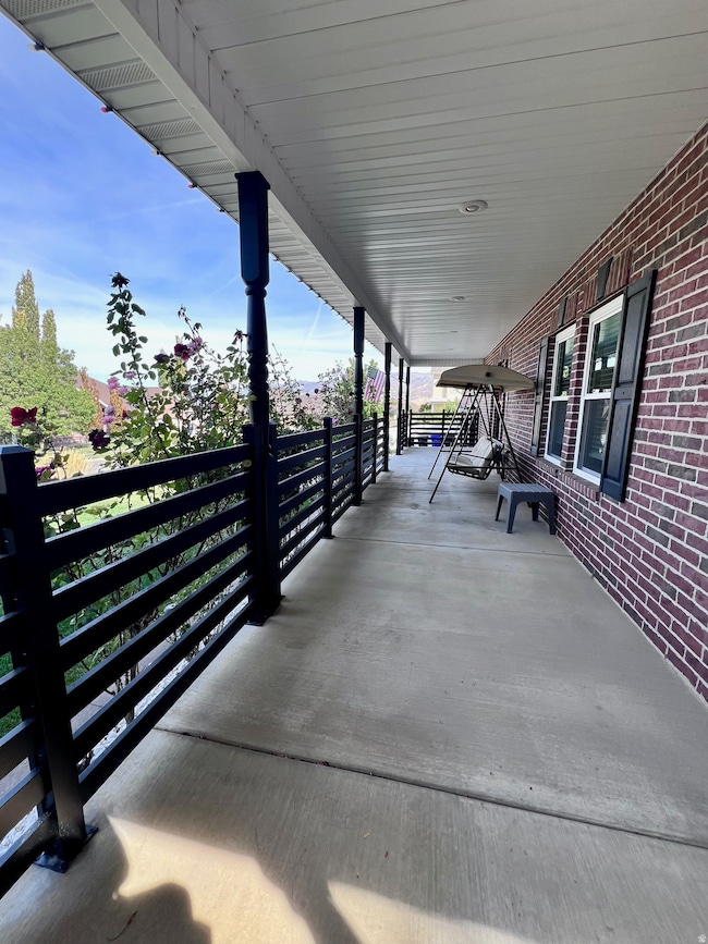 4433 S Devonshire Dr, Bountiful, UT 84010 - photo 6