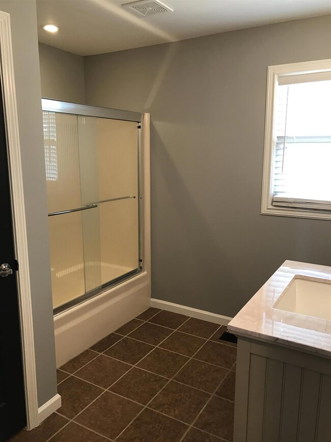 1309 Mockingbird Dr, Shelbyville, TN 37160 - photo 6