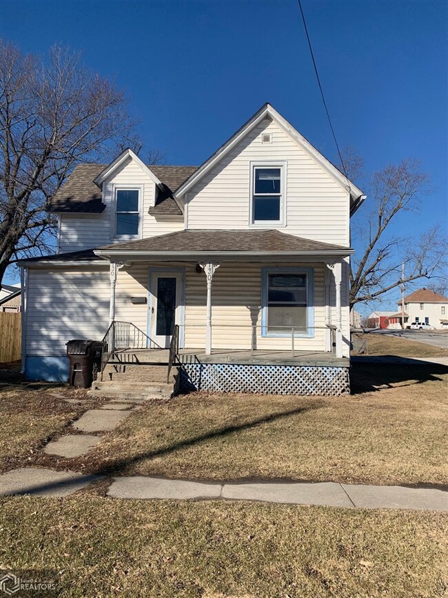 130 N Park St, Osceola, IA 50213 - photo 2