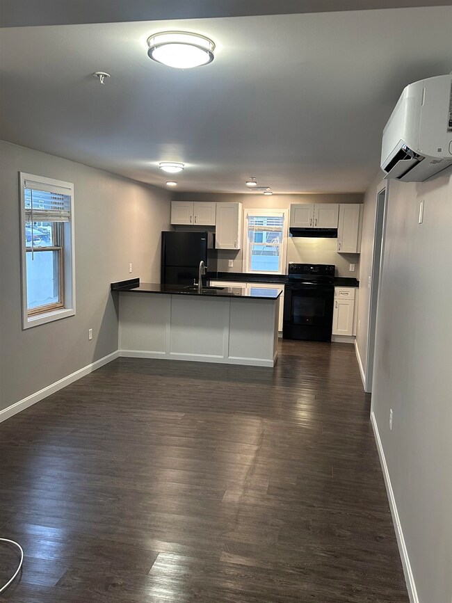 10 Monarch Way unit 101, Portsmouth, NH 03801 - photo 4