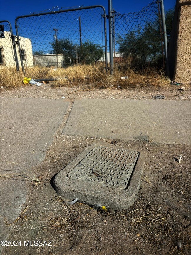 108 W 30th St unit 17, Tucson, AZ 85713 - photo 3