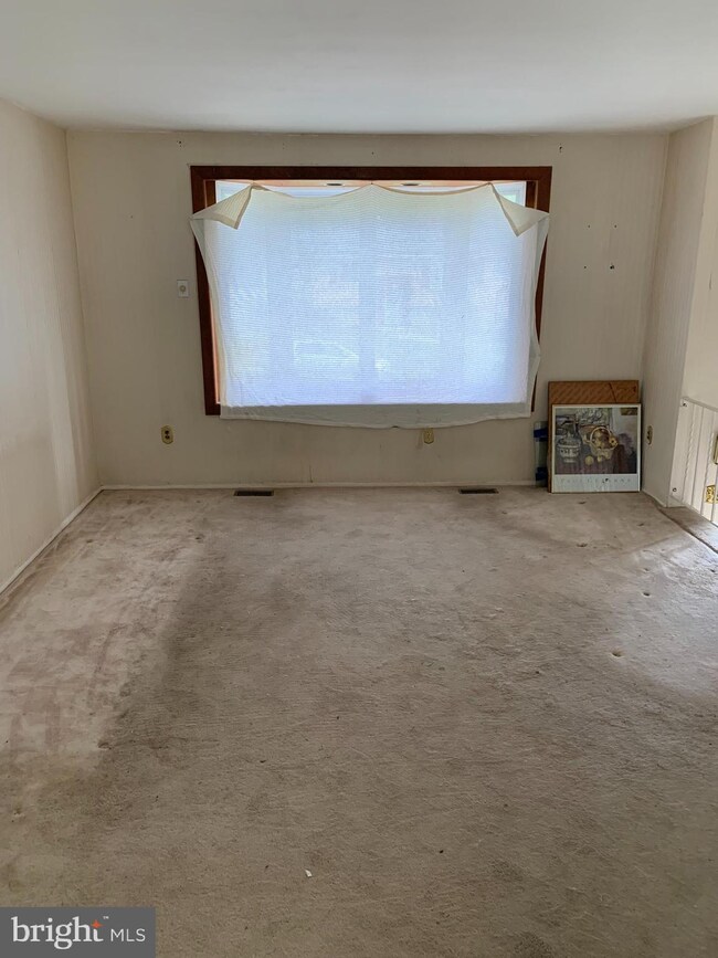 608 Hobart Dr, Clementon, NJ 08021 - photo 4