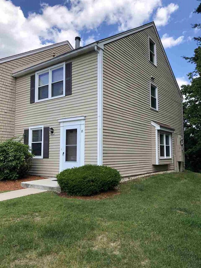 16 Boulder Way, MerriMacK, NH 03054 - photo 2