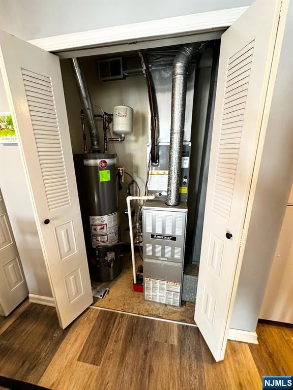 807 Sassafras Ct, Mahwah, NJ 07430 - photo 7