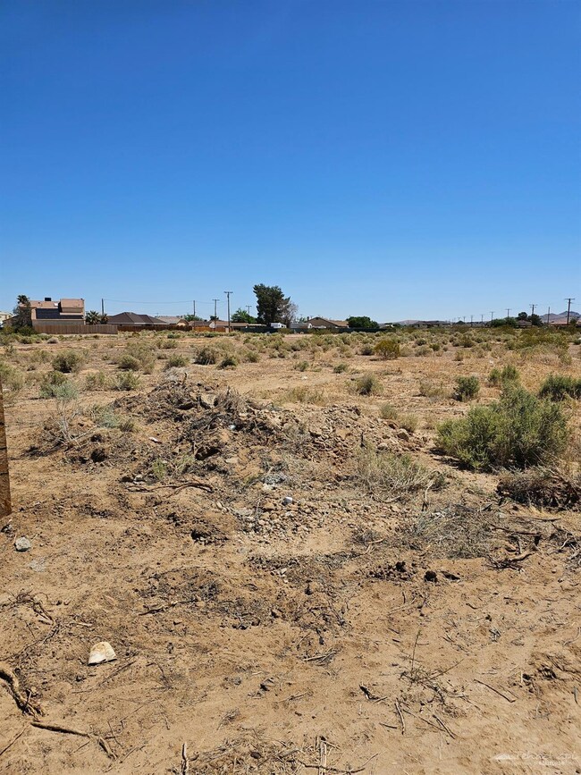 0 Neuralia Rd unit 9992451, California City, CA 93505 - photo 4