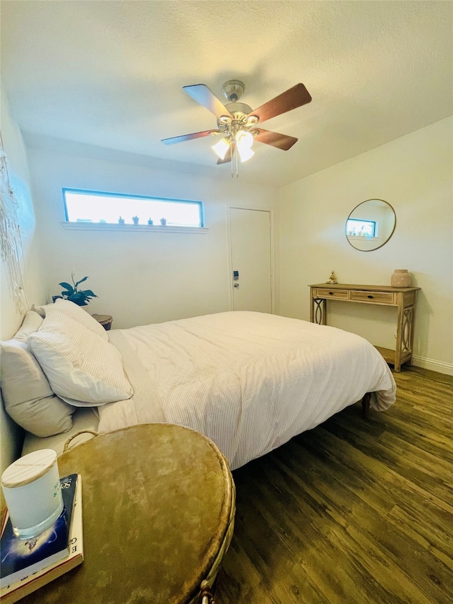 4723 Aftonshire Dr unit 13, Houston, TX 77027 - photo 5