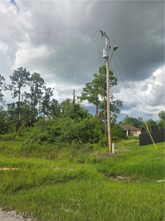 367 Eisenhower Blvd, Lehigh Acres, FL 33974 - photo 4