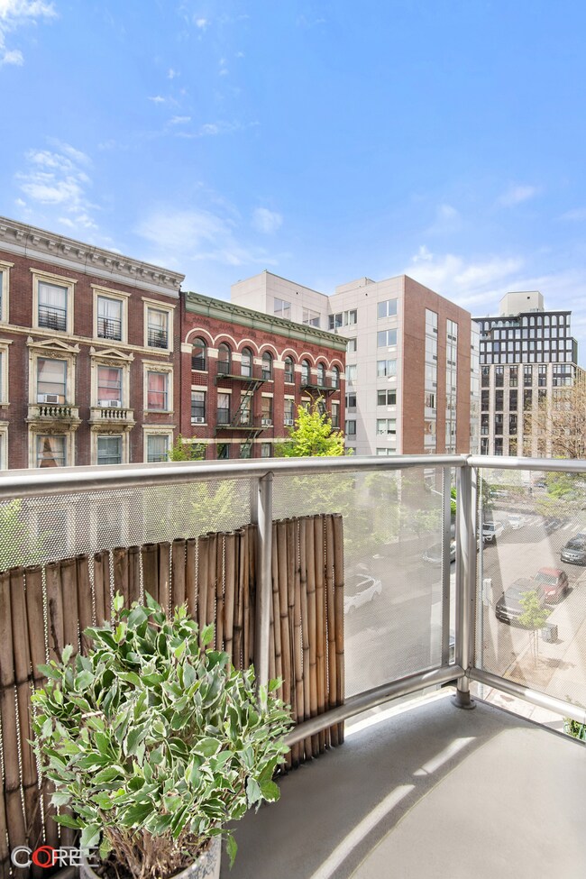 unlisted-address, New York, NY 10027 - photo 3