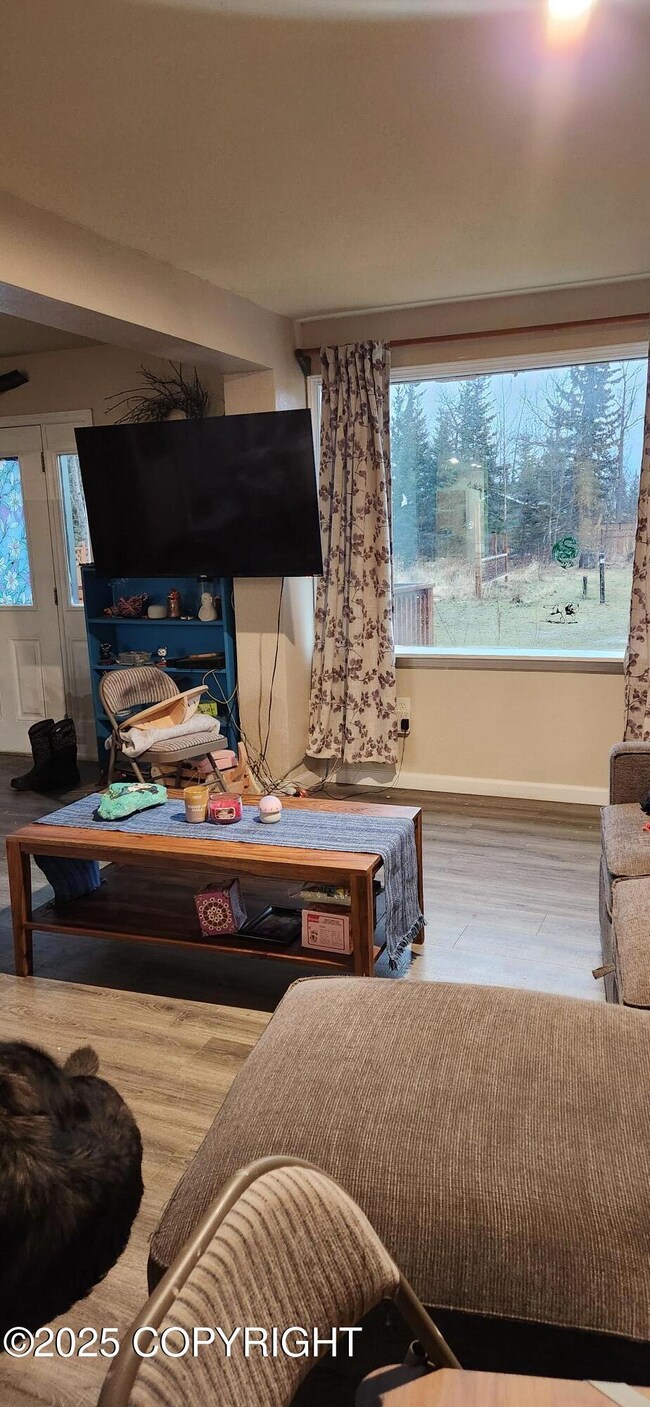 Living Rm Juniper