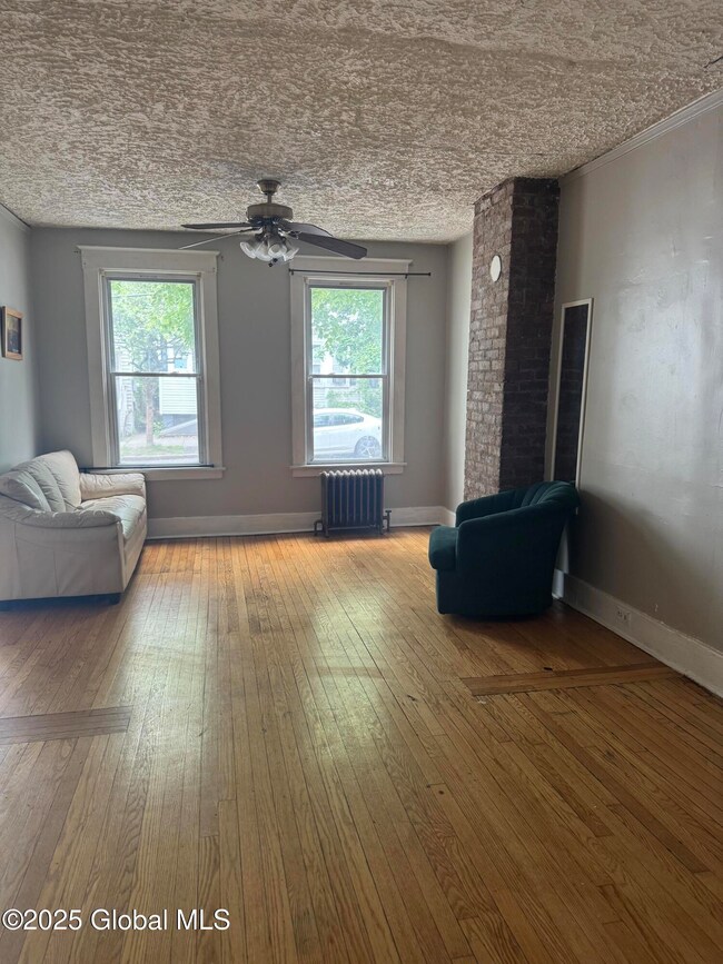 680 State St unit 1, Albany, NY 12203 - photo 2