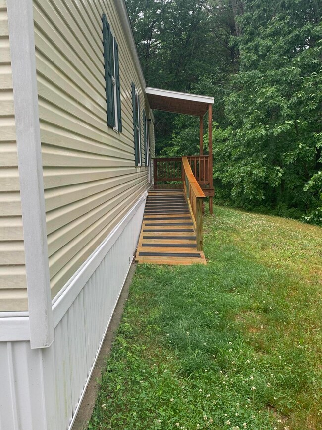 12 Fernald Rd, Freeport, ME 04032 - photo 2