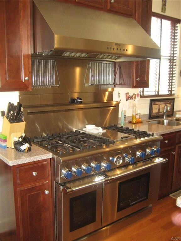 2461 Napa Dr, Easton, PA 18040 - photo 4