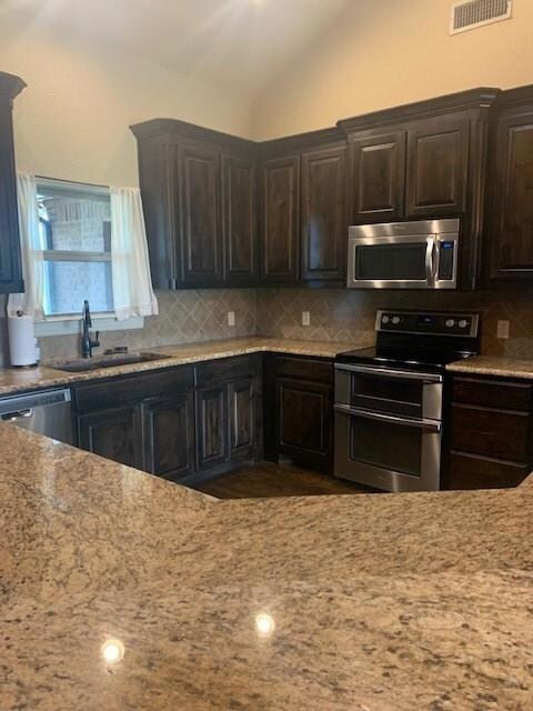 101 Champion Ct, Brock, TX 76087 - photo 3