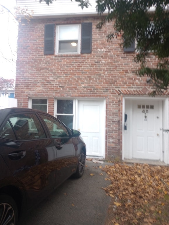 42 Raldne Rd unit 1, Hyde Park, MA 02136 - photo 2