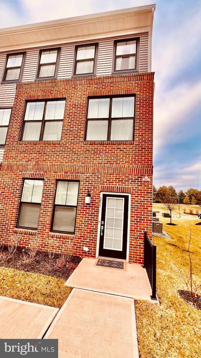 251 Aaron Truehart Way, Titusville, NJ 08560 - photo 2