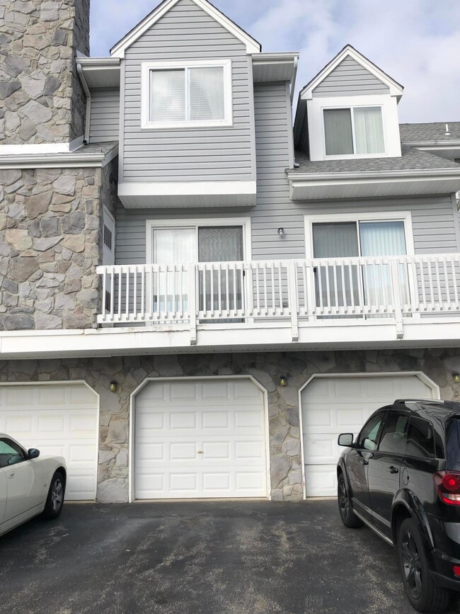 812 Schley Ave unit 12, Toms River, NJ 08755 - photo 2