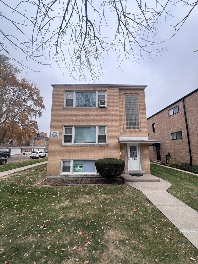 1946 Euclid Ave unit G, Berwyn, IL 60402 - photo 2