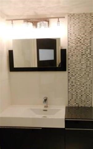 218 Grand St unit 1, Jersey City, NJ 07302 - photo 2