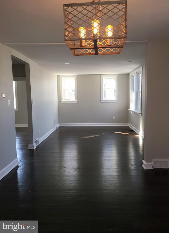 890 Market St, Mount Ephraim, NJ 08059 - photo 6