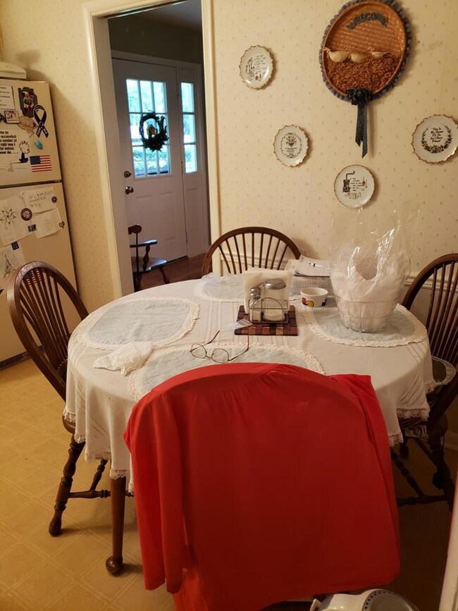 2202 Lullwater Rd, Albany, GA 31707 - photo 6