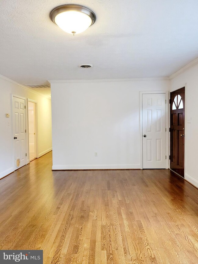 662 Marple Rd, Winchester, VA 22603 - photo 4