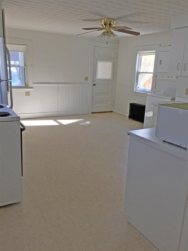 328 Main St, Somersworth, NH 03878 - photo 6