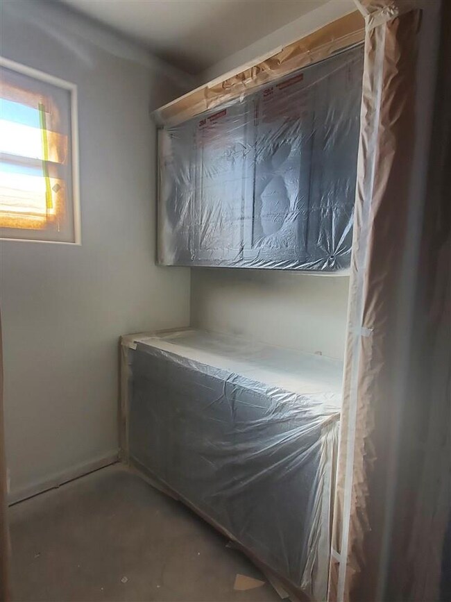 613 NW Creekside Dr, Cache, OK 73527 - photo 7