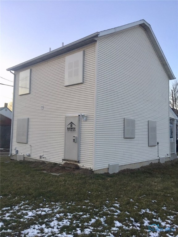 1257 Woodland Ave, Toledo, OH 43607 - photo 2
